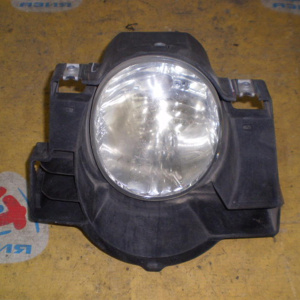 Туманка Toyota 42-34 L Voxy AZR60 (в сборе)