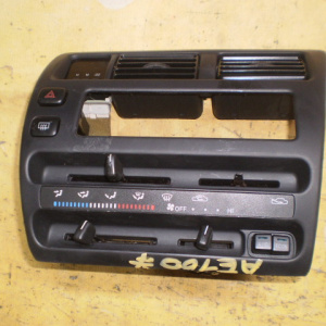 Климат-контроль Toyota AE100 Corolla механический 55405-12700 (55412-12520)