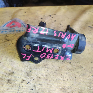 Крепление подушки ДВС Toyota 1ZR Auris ZRE150 2WD m/t 5 ступ. перед, лев ( HT )