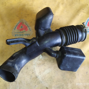 Воздухозаборник Toyota Estima AHR20 2AZ-FXE 17751-28090