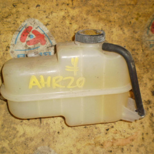 Бачок расширительный TOYOTA AHR20 Estima