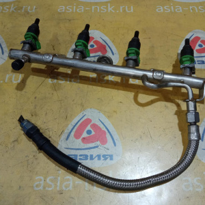 Форсунка Mercedes M271KE18ML/271.940/271.946 C-Class W203 '2005 в сборе с рейкой и шлангом A2710780549