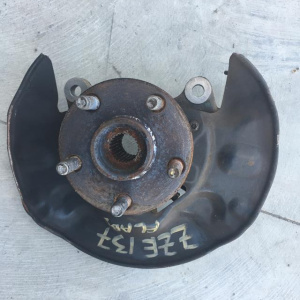 Ступица Toyota ZZE136/ZZE137 Voltz перед, лев 2WD ABS голая 43212-12370