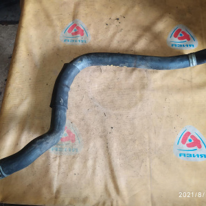 Патрубок  радиатора Honda Accord CD4 F22B3 н низ.