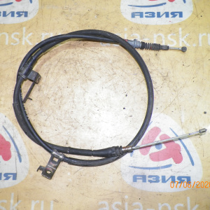 Тросик Ручника Mazda BJ5P/BJ3P/BJ5W/BJ8W/BJEP/BJFP/BJFW Familia зад, лев 2WD Барабанные тормоза. B25D44420B.