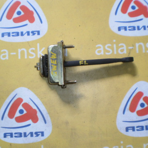 Ограничитель двери Mazda Capella GWEW/GF8P перед, лев