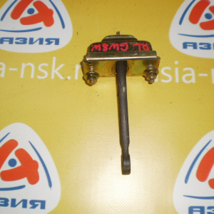 Ограничитель двери Mazda Capella GWEW/GF8P зад, лев