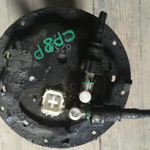 Бензонасос Mazda Premacy CP8W B25D