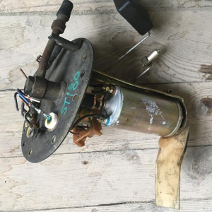 Бензонасос Toyota ST180