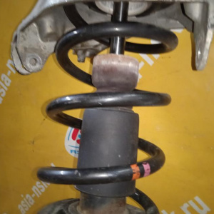 Стойка Audi B8/8K2/8T3 A4 CDNC перед, прав 2.0 TFSI Quattro в сборе 8K0413031BG