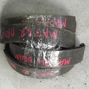 Колодки тормозные Honda Domani MA5 4WD drum R