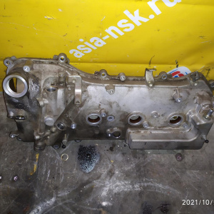 Крышка клапанная Toyota 2GR-FE Harrier GSU35 L 11202-31030