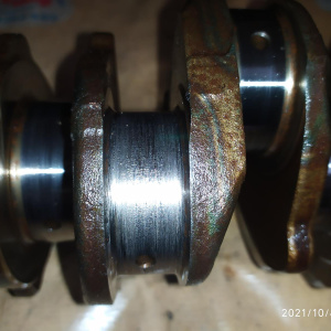 Коленвал Toyota 2GR-FE Harrier GSU35 по диагонали 102 мм., диаметр 61/53 мм. ДЕФЕКТ ПОД РАСТОЧКУ безшестерни на дачик коденвала