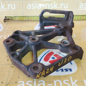 Крепление компрессора кондиционера Nissan KA24-DE Presage/R'nessa U30/N30 без ролика 119109E000