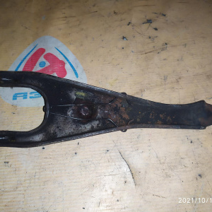 Вилка сцепления Toyota 31204-20071 Hiace LH178 2L/3L/5L 4WD задний привод m/t
