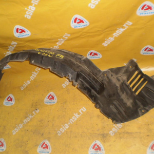 Подкрылок MITSUBISHI Pajero V75W '1999-2003 перед, прав MR437132
