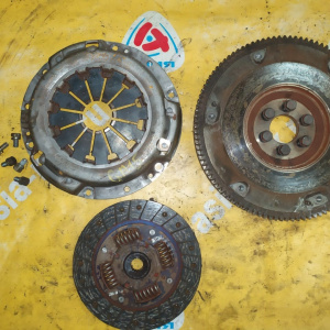 Маховик Nissan GA15-DE Pulsar N15 m/t + корзина ( диаметр диска 191 мм. )