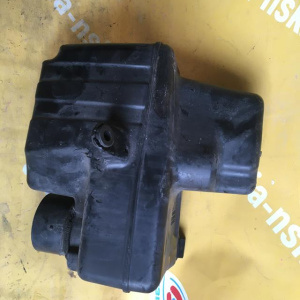 Влагоотделитель Toyota LXH49 Hiace Regius 5L 52830-26030