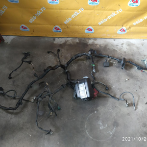 Коса ДВС Toyota 2C Caldina CT190 '12.1994-01.1996 2WD a/t A241L с эл. приводом спид., + компьютер 89551-20100 ( вакуумник на 3 цилиндре ) 82121-2L540