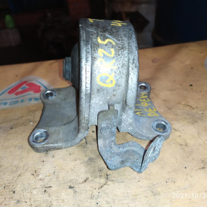 Подушка двигателя Nissan QR25 X-Trail NT30 2WD/4WD a/t алюминий ДЕФЕКТ перед, лев