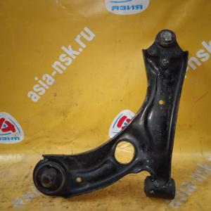 Рычаг Chevrolet T300 Aveo '2011- перед, прав (дефект, порван пыльник шаровой) 95017036