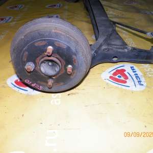 Балка Toyota SCP10/SCP11/SCP13/NCP10/NCP12 Platz/Vitz ABS DRAM. В сборе с тросами ручника. R