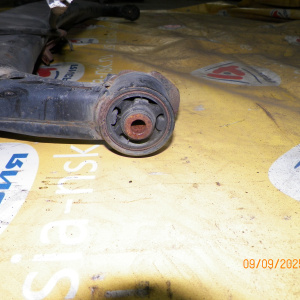 Балка Toyota SCP10/SCP11/SCP13/NCP10/NCP12 Platz/Vitz ABS DRAM. В сборе с тросами ручника. R