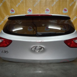 Дверь задняя Hyundai i30 GD/A5/A6 '2015 Хэтчбек, камера (вмятина снизу) 73700A6010