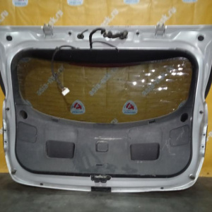 Дверь задняя Hyundai i30 GD/A5/A6 '2015 Хэтчбек, камера (вмятина снизу) 73700A6010