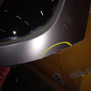 Дверь задняя KIA Sportage SL '2011 в сборе, вмятины