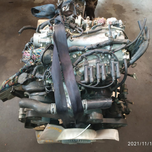 Двигатель Mitsubishi 6G72-SK2672 SOHC  фильтр с права без навесного Pajero/Montero V73