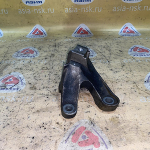 Кронштейн опоры двигателя Ford AODA Focus 2 CAP '2007 2.0L АКПП 4F27E L 5M517M125VD, 1349215