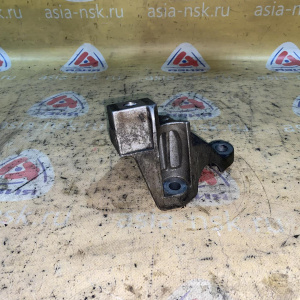 Кронштейн опоры двигателя Ford AODA Focus 2 CAP '2007 2.0L АКПП 4F27E L 5M517M125VD, 1349215