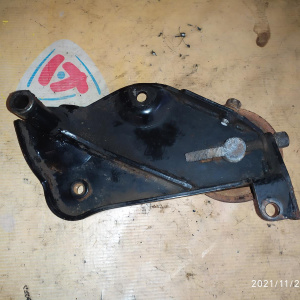 Натяжитель ремня генератора Mitsubishi 6G72 Pajero/Montero V23 12 VALVE трамблерный