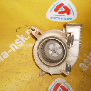 Мотор охлаждения батареи Toyota G9230-47020 Prius ZZW30 Дефект крепления