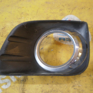 Заглушка в бампер Toyota Land Cruiser Prado KDJ150 R 52127-60070