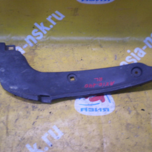 Подкрылок Toyota Corolla Axio/Corolla Fielder NZE140 зад, лев 52592-12130