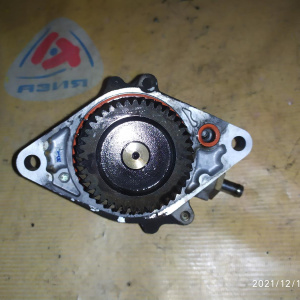 Вакуумный насос Mazda WL-AT BT-50 UN8F1 Common Rail WL5118G00A / X2T55472ZT