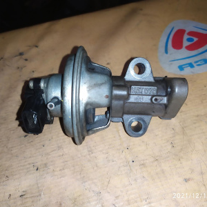 Клапан ЕГР Mazda K5T576 / WE0120300A BT-50 UN8F1 WL-AT Common Rail