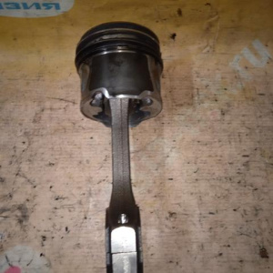 Поршень с шатуном Great Wall GW4D20 Hover H5 1004400ED01 1004300ED01