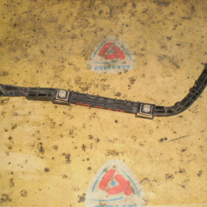 Крепление бампера Honda CR-V RD5 дефект зад, прав