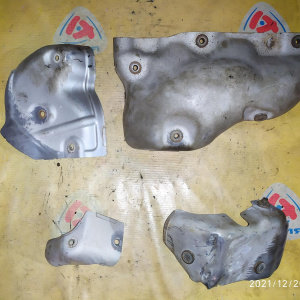 Кожух выпускного коллектора Mazda 17167-28021 CX-7 ER3P 3L-VDT в комплект 4 шт. на коллектор и на турбину