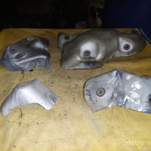 Кожух выпускного коллектора Mazda 17167-28021 CX-7 ER3P 3L-VDT в комплект 4 шт. на коллектор и на турбину