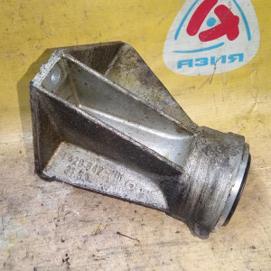 Кронштейн редуктора BMW E53 X5 M62B44/M62B46/N62B44/N62B48 F Опорный кронштейн с подшипником 31531428646