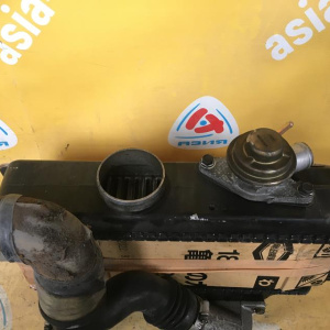 Интеркулер Subaru SF5 Forester EJ20