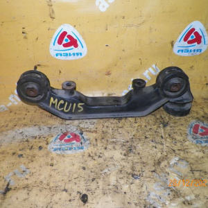 Подушка редуктора Toyota Harrier MCU15 4WD 52380-48010