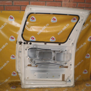 Дверь боковая TOYOTA Lucida CXR20 зад, лев сдвижная(цена за голое железо) Дефект