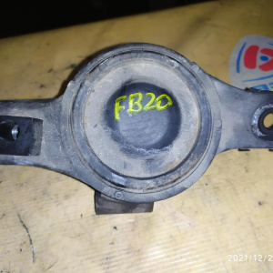 Подушка двигателя Subaru FB16/FB20 Forester/Impreza/Levorg SJ5/GJ6/GP7/VM4 перед, прав 41022-FJ010