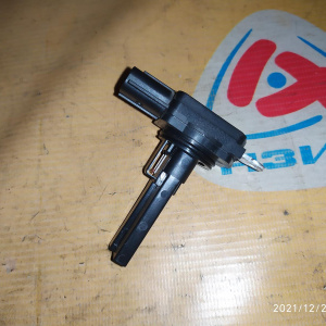 Расходомер Suzuki J20A SX4 YA41S 13800-80J00 / 197400-5020