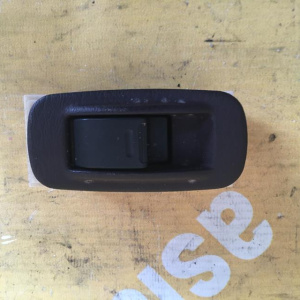 Пульт стеклоподъемника Toyota Carina ED ST180 зад, лев 84739-20010